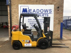 Caterpillar GP25N Forklift