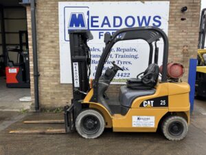 Caterpillar 2.5 Tonne