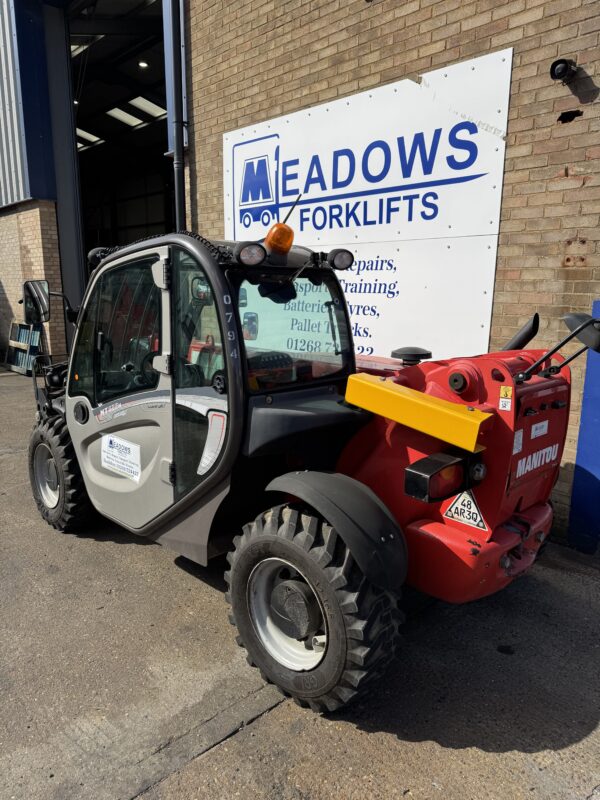 Manitou 2.5 Tonne