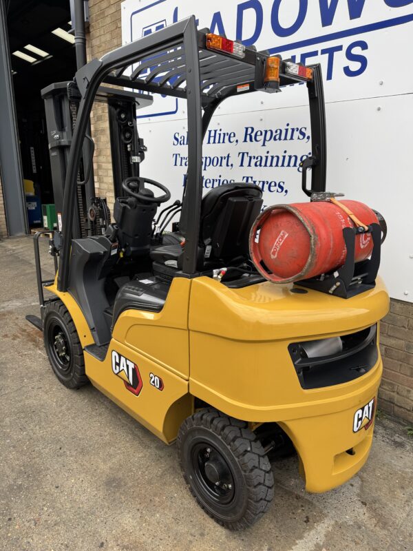 Caterpillar 2 Tonne
